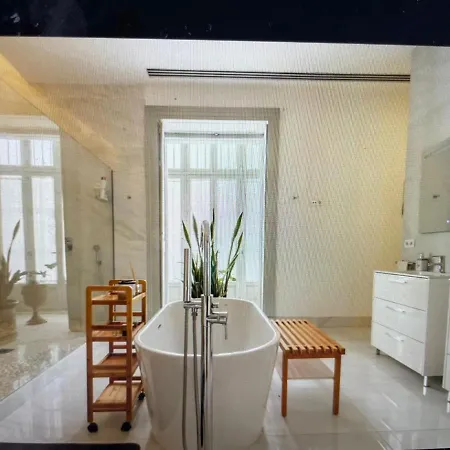 Casa Palacio En Villa *